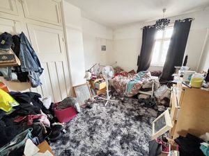 Bedroom- click for photo gallery